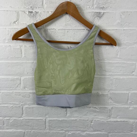 Fabletics Women's Mesh Paneled Cross Back Sports Bra Olive Gay Size Medium - Picture 1 of 4